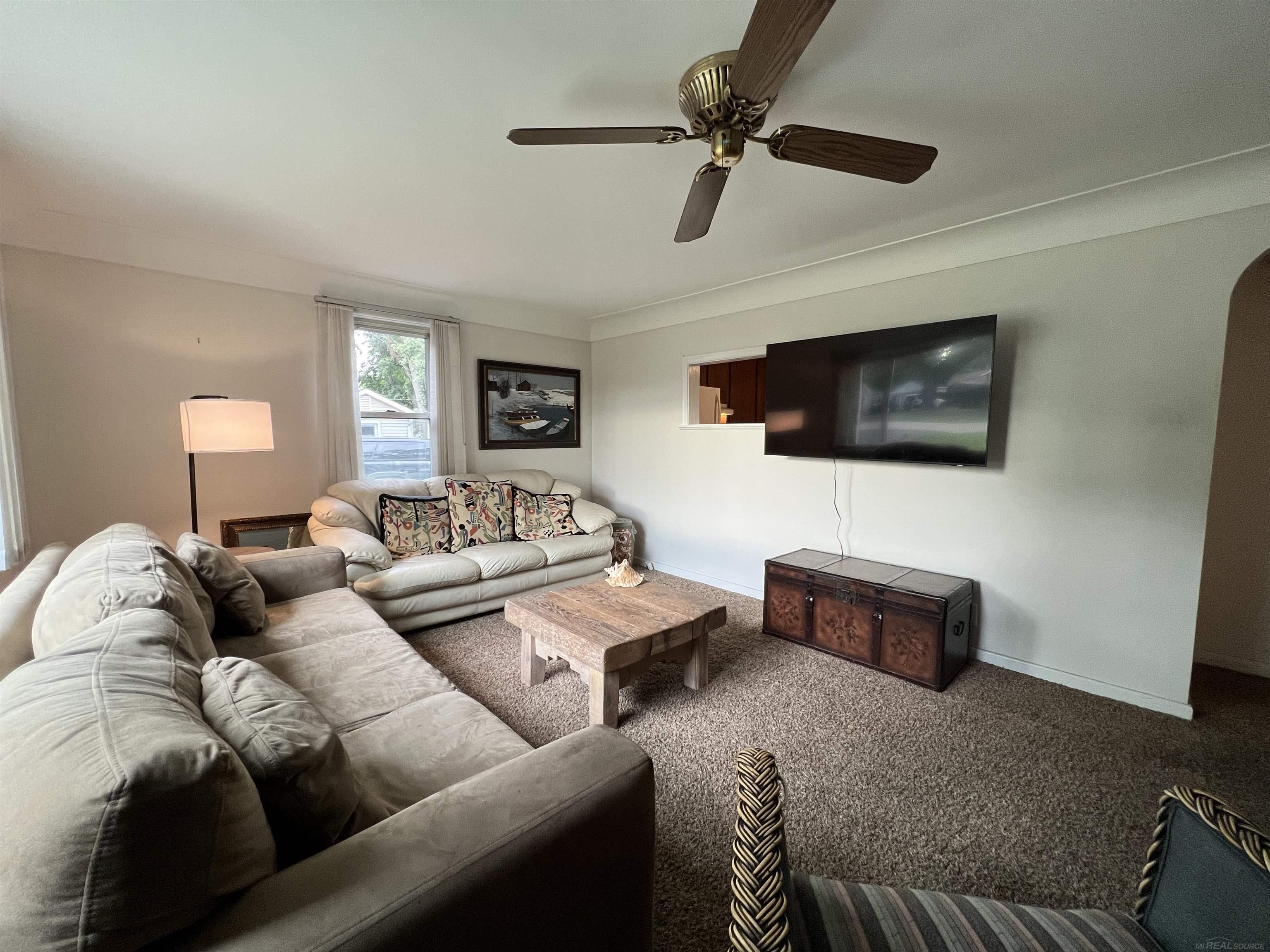 2771 Weaverton Rochester, MI 48307 - Photo 5 of 30 50091024-4.JPG