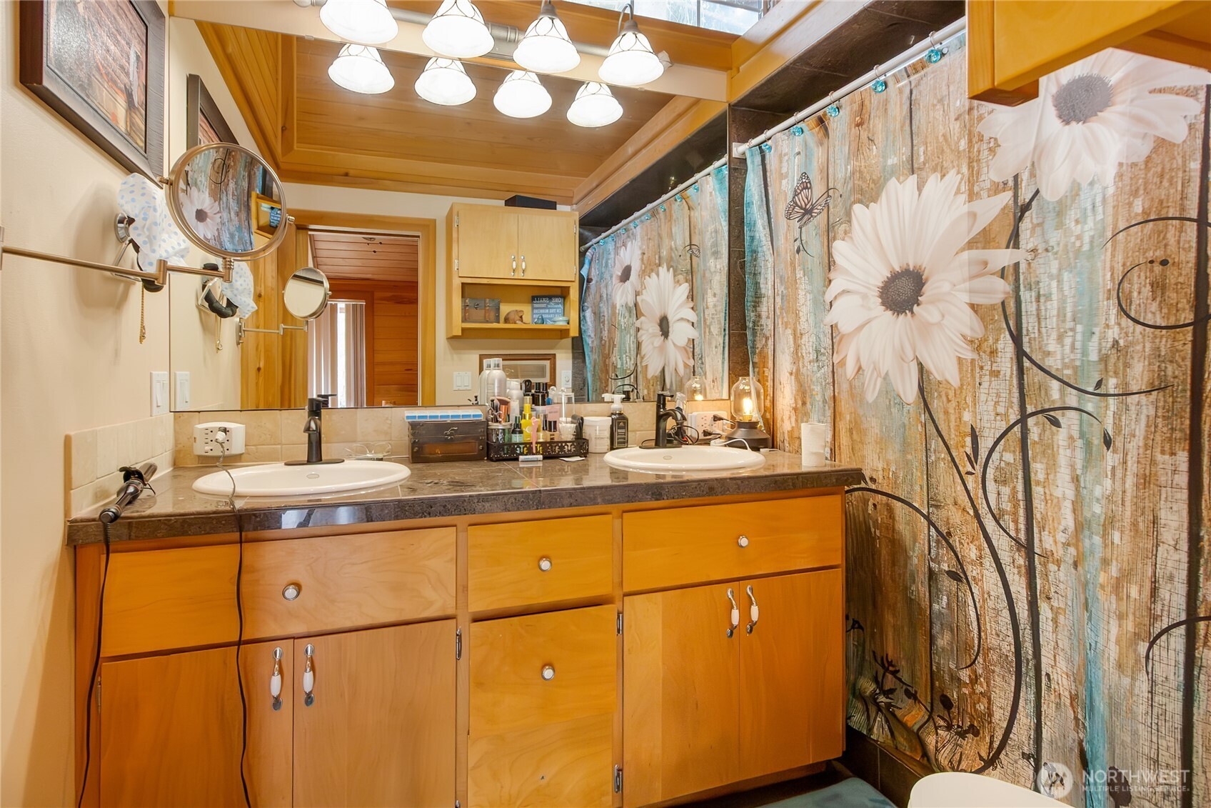 19127 Patterson Road East Orting, WA 98360 - Photo 17 of 36