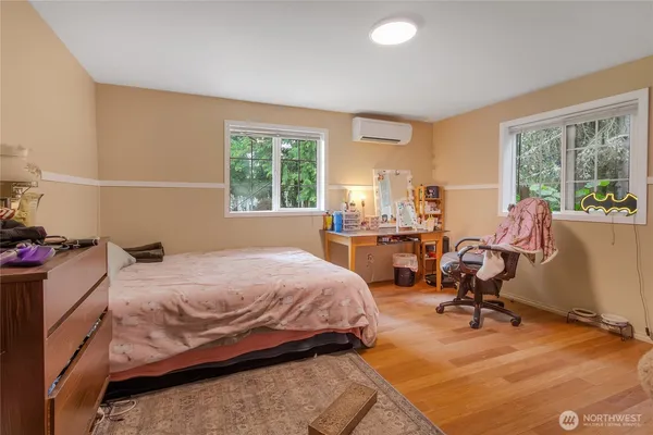 $799,950 | 19127 Patterson Road East, Orting, WA 98360