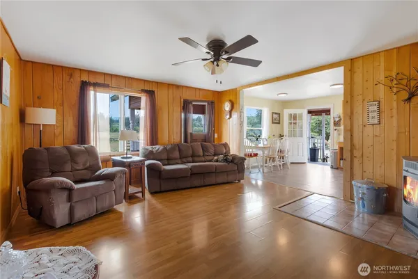 $799,950 | 19127 Patterson Road East, Orting, WA 98360