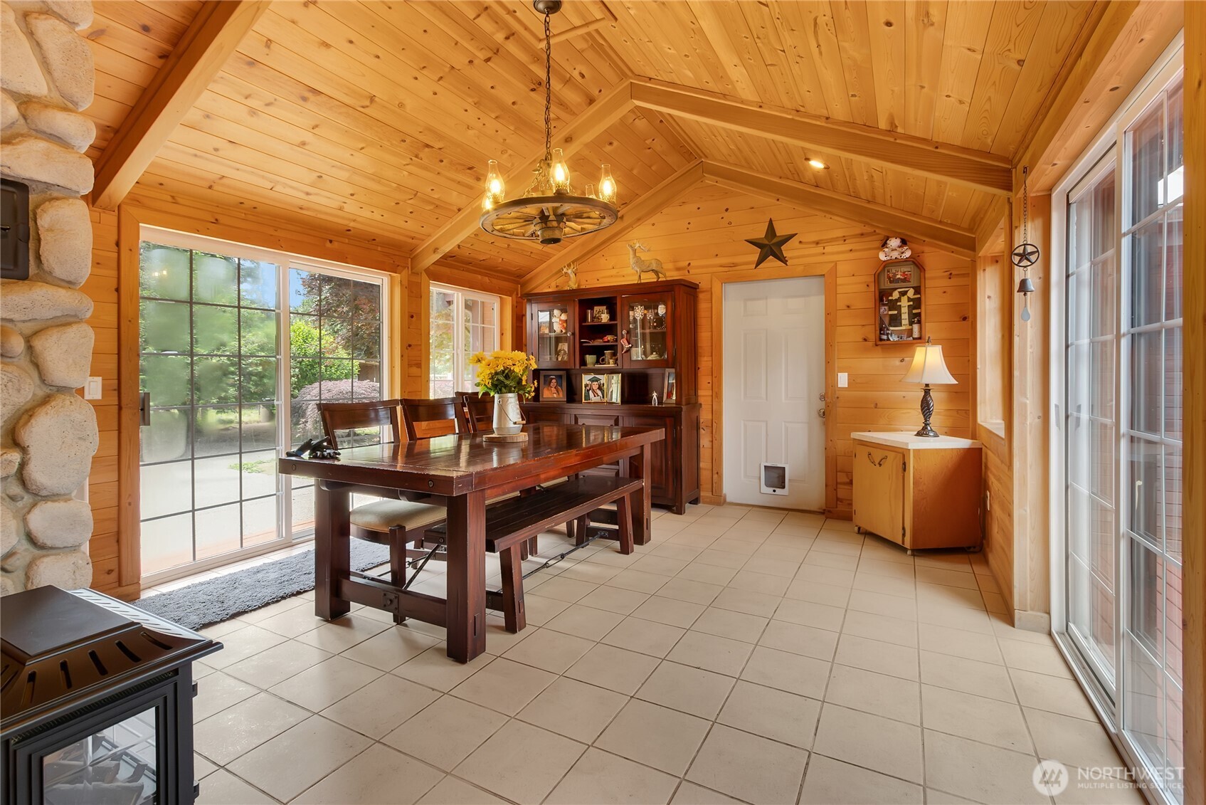 19127 Patterson Road East Orting, WA 98360 - Photo 9 of 36