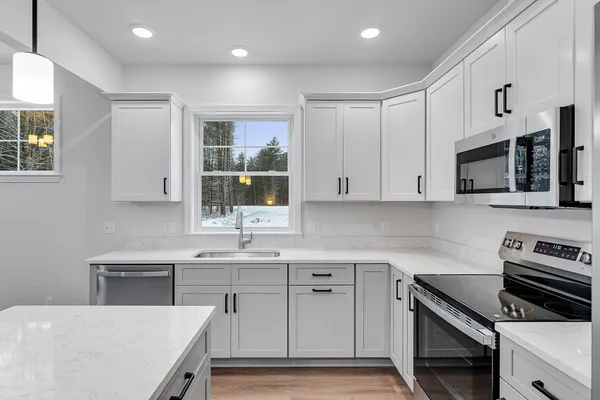 $575,950 | 9 Dogwood Circle, Unit 9 WELCHII PLAN, Milton, VT 05468