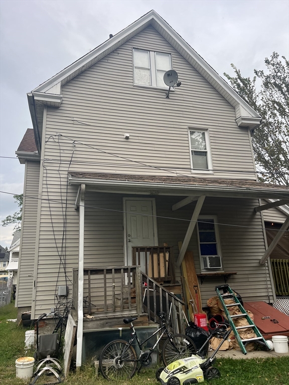 1526 Dwight Street Springfield, MA 01107 - Photo 10 of 13 Gallery Image 10