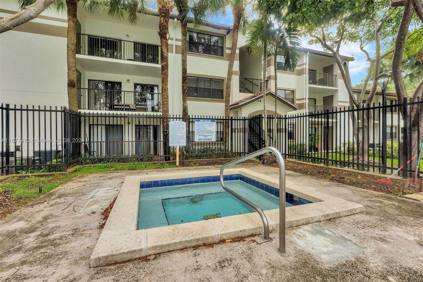 570 South Park Road, Unit 156 Hollywood, FL 33021 - Photo 36 of 45