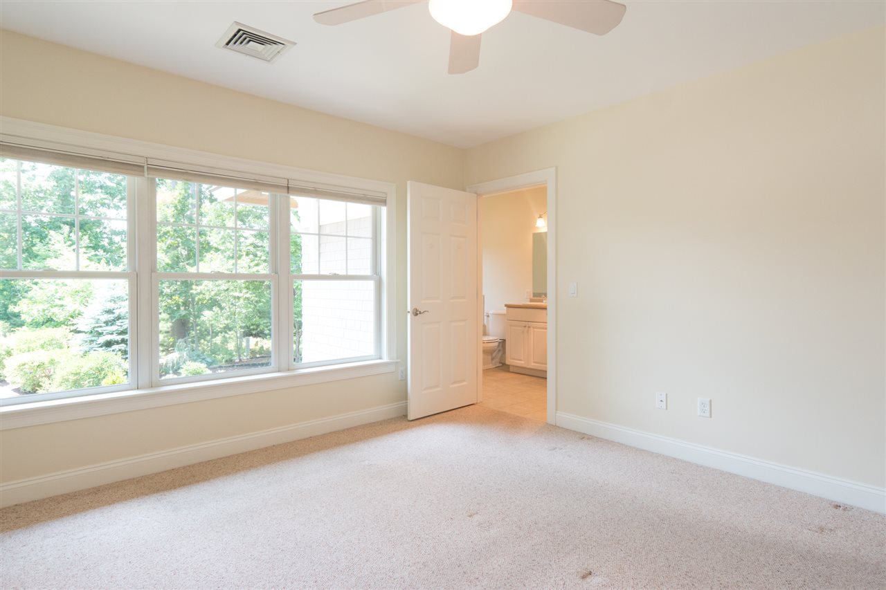 100 Shepard's Cove Road, Unit H202 Kittery, ME 03904 - Photo 15 of 40 Gallery Image 15