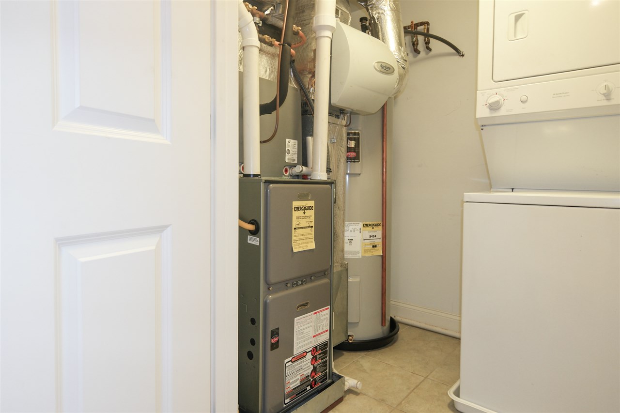 100 Shepard's Cove Road, Unit H202 Kittery, ME 03904 - Photo 23 of 40 Gallery Image 23