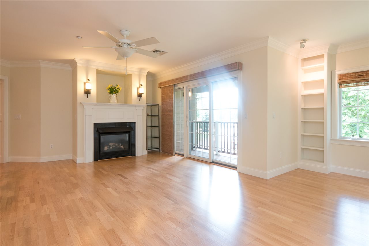 100 Shepard's Cove Road, Unit H202 Kittery, ME 03904 - Photo 5 of 40 Gallery Image 5