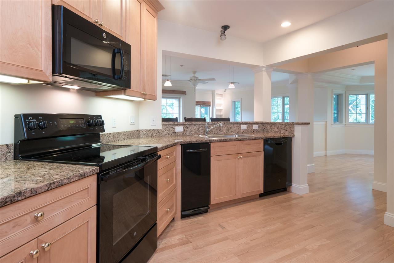 100 Shepard's Cove Road, Unit H202 Kittery, ME 03904 - Photo 9 of 40 Gallery Image 9