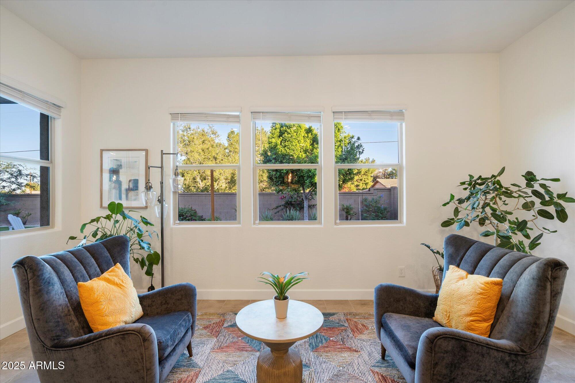 6311 South 25th Place Phoenix, AZ 85042 - Photo 11 of 40 11-105620393
