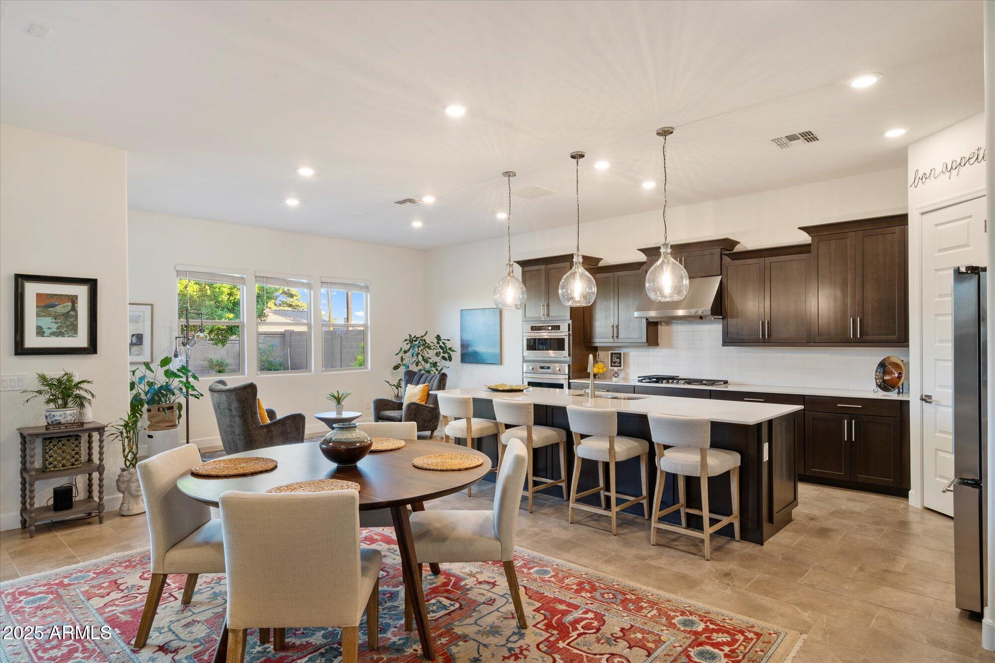 6311 South 25th Place Phoenix, AZ 85042 - Photo 14 of 40 14-105620446