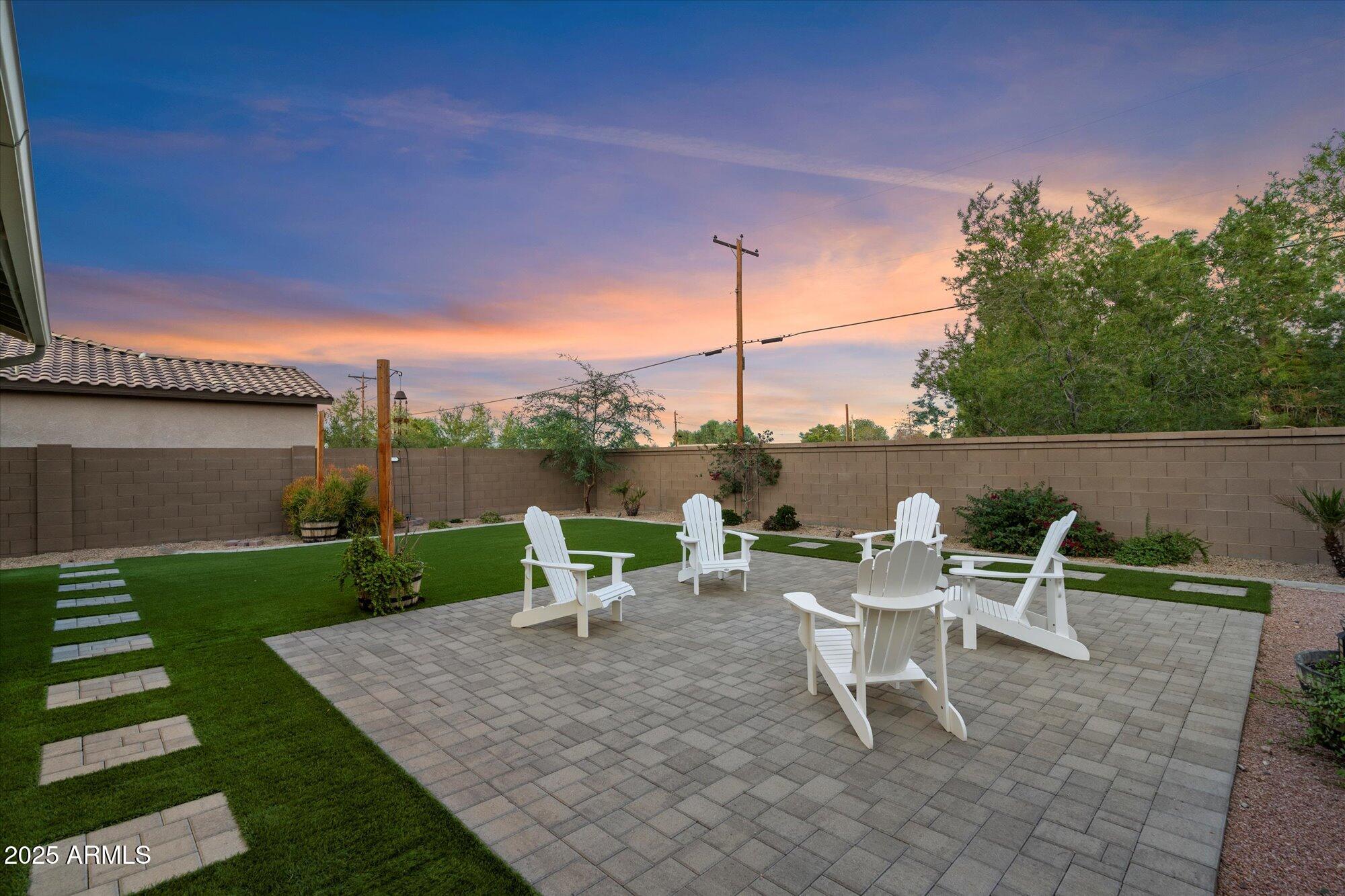 6311 South 25th Place Phoenix, AZ 85042 - Photo 31 of 40 31-105620363