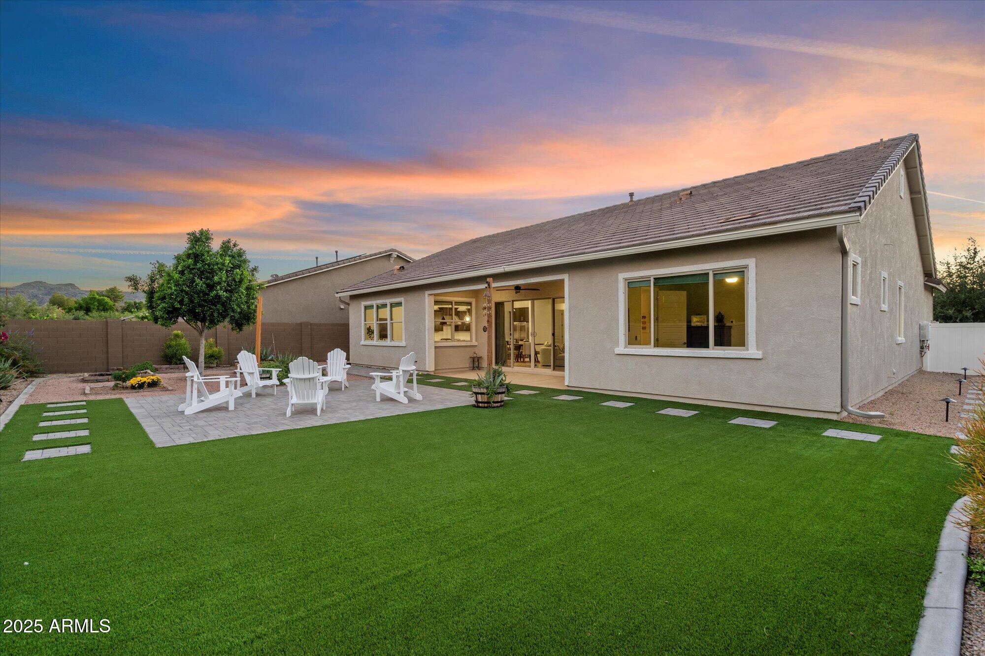 6311 South 25th Place Phoenix, AZ 85042 - Photo 33 of 40 33-105620381
