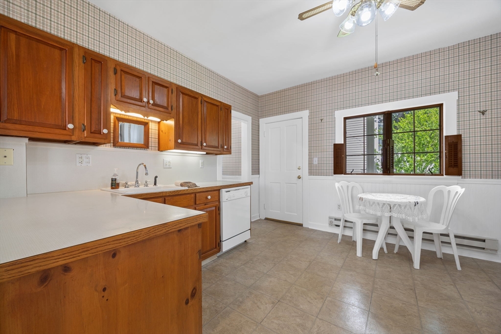 16 Shakespeare Road Waltham, MA 02453 - Photo 5 of 29 Gallery Image 5