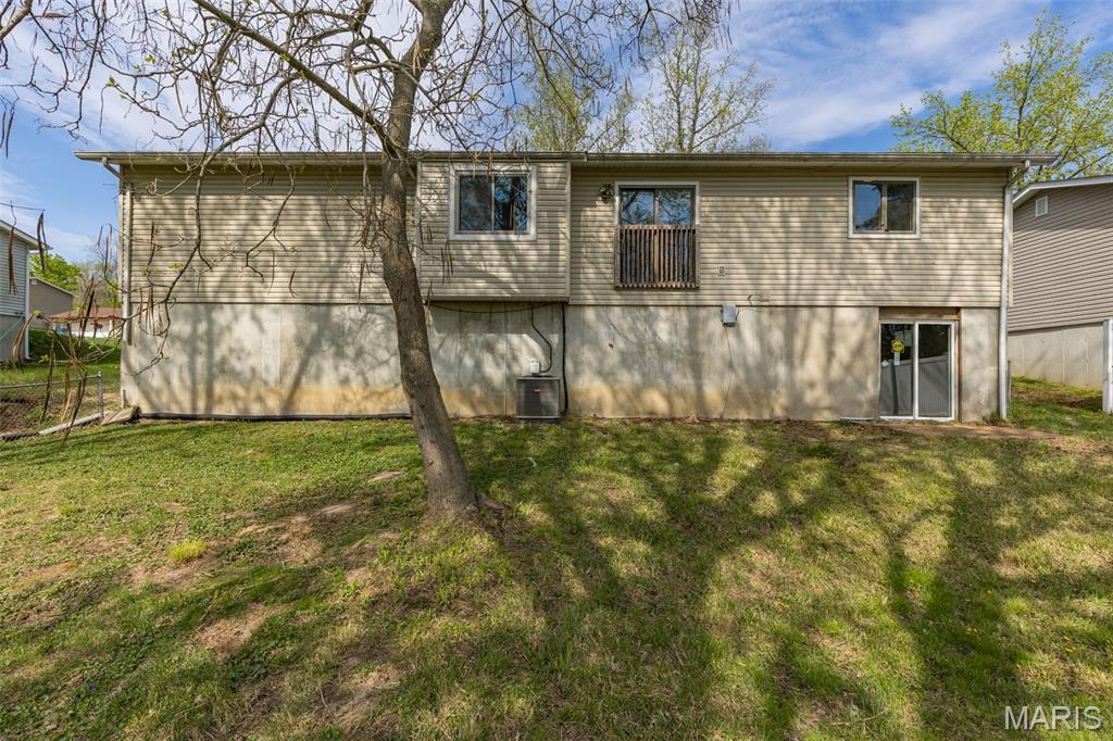 816 Ruth Avenue Festus, MO 63028 - Photo 2 of 31