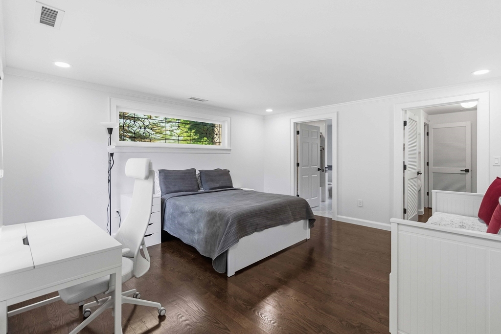 3 Sprague Road Wellesley, MA 02481 - Photo 38 of 42