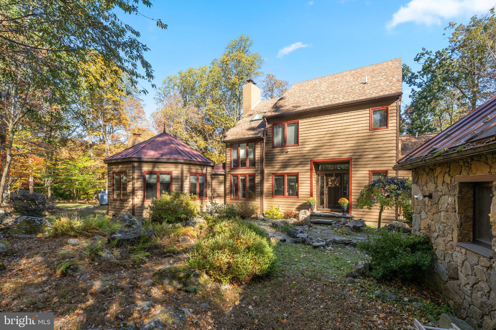 1623 Hilltop Road Spring City, PA 19475 - Photo 8 of 70 Charming home nestled in a wooded retreat.