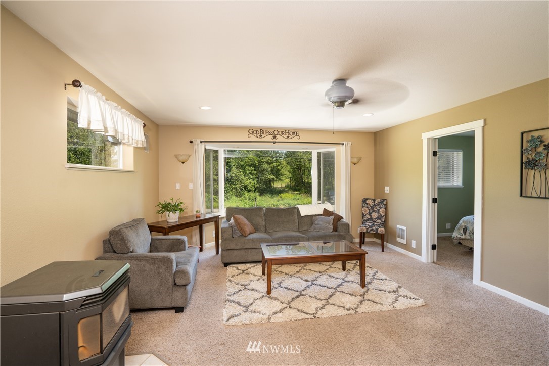 4746 Hobson Road Bow, WA 98232 - Photo 14 of 25 Gallery Image 14