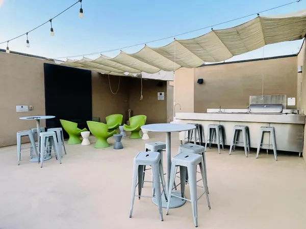 $2,999 | 1326 North Central Avenue, Unit 303, Phoenix, AZ 85004