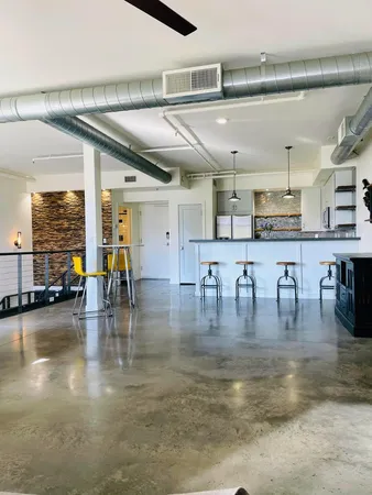 $2,999 | 1326 North Central Avenue, Unit 303, Phoenix, AZ 85004