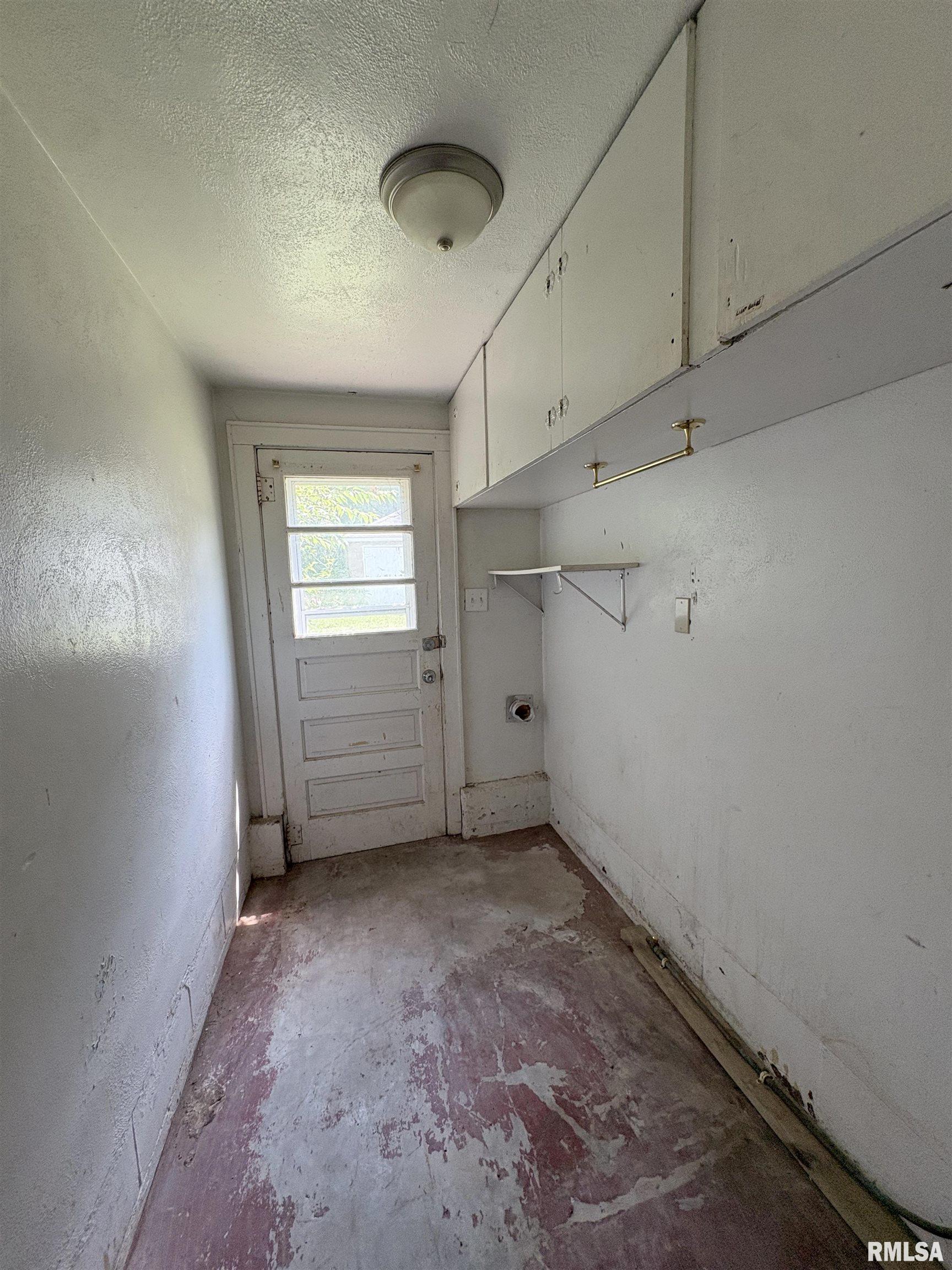 6002 West Farmington Road Peoria, IL 61604 - Photo 18 of 28 Gallery Image 18