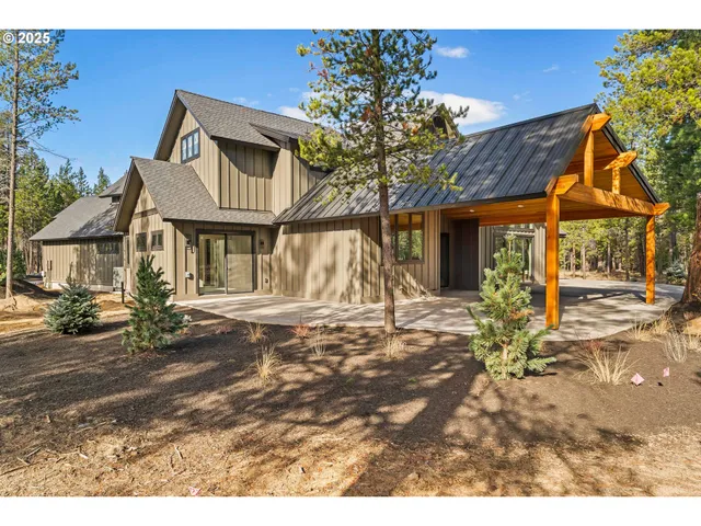 a house view with a garden space