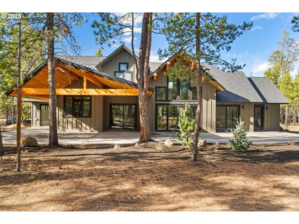 $3,200,000 | 55850 South Century Drive, Bend, OR 97707