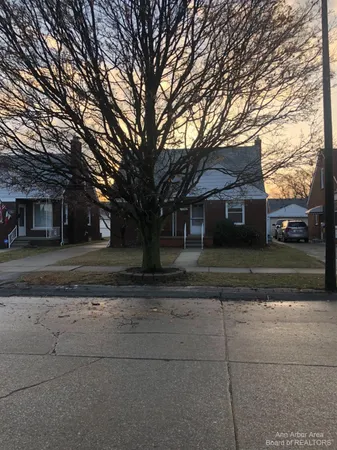 $149,900 | 1246 15th Street, Wyandotte, MI 48192