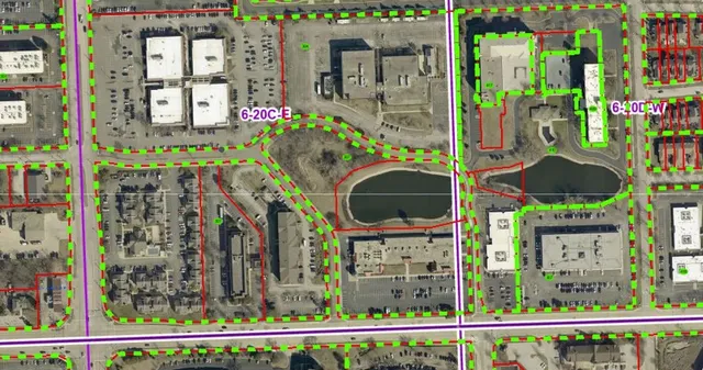 $975,000 | 250 St Regis Drive, Lombard, IL 60148