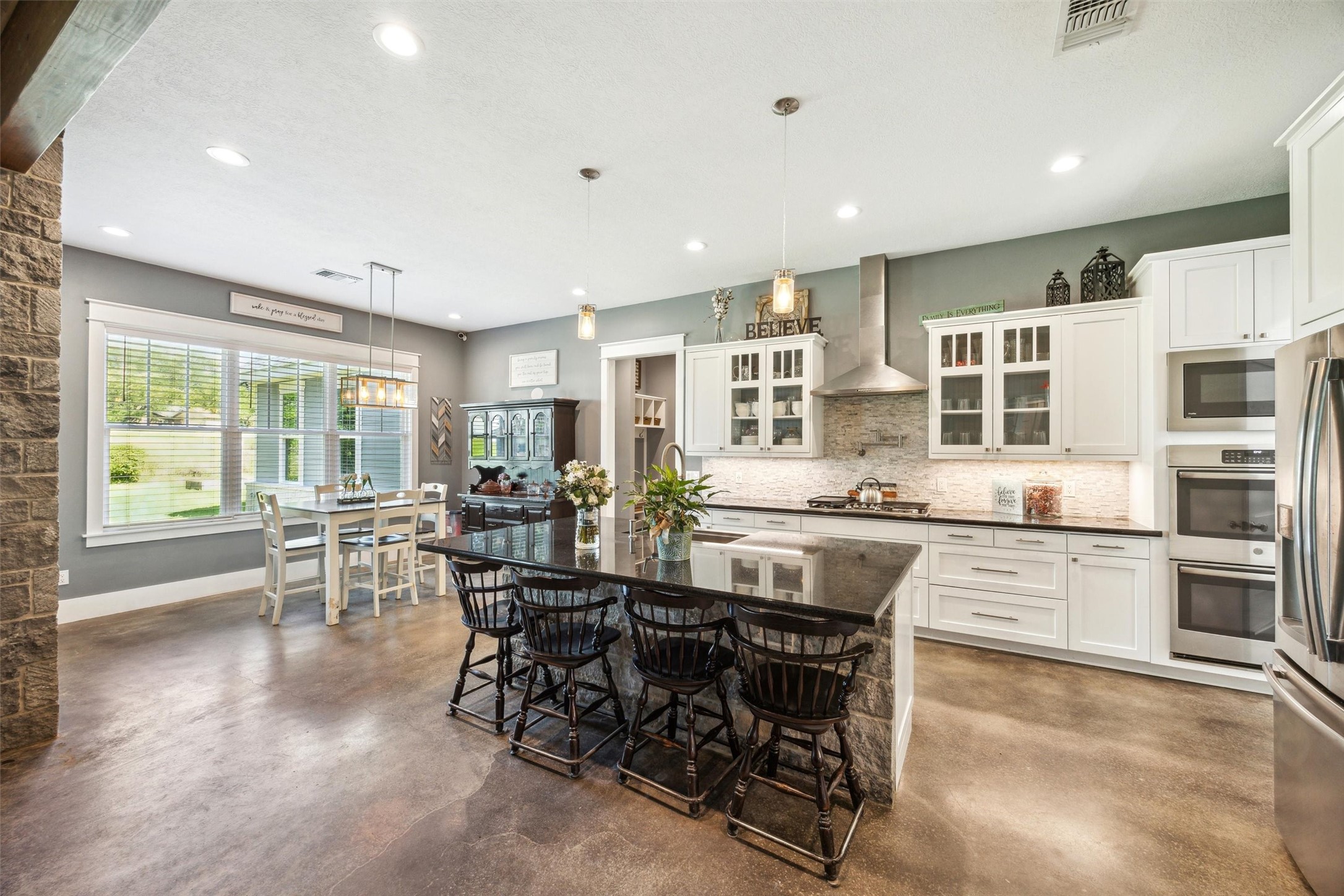 127 Buenger Road Industry, TX 78944 - Photo 11 of 35