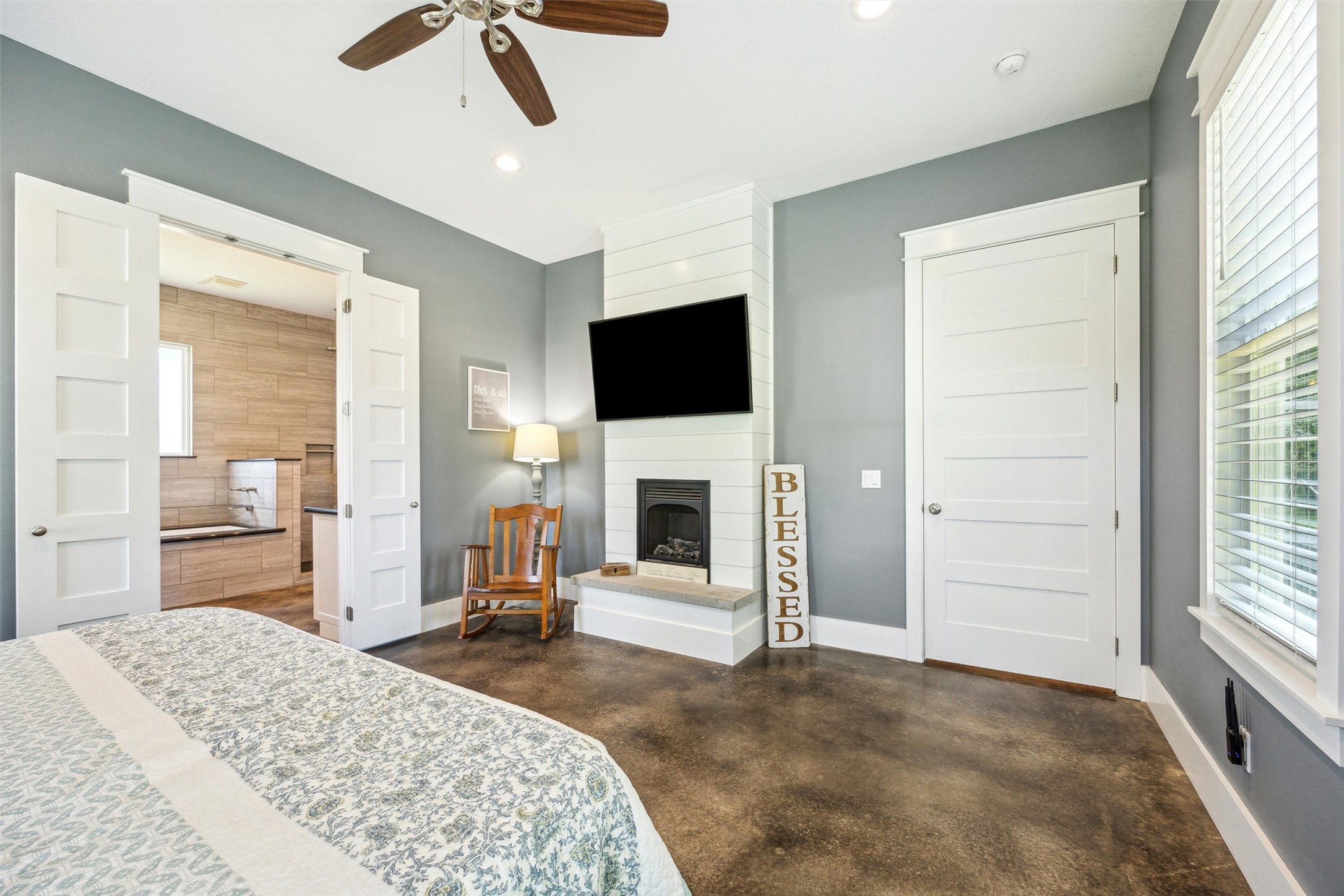 127 Buenger Road Industry, TX 78944 - Photo 19 of 35