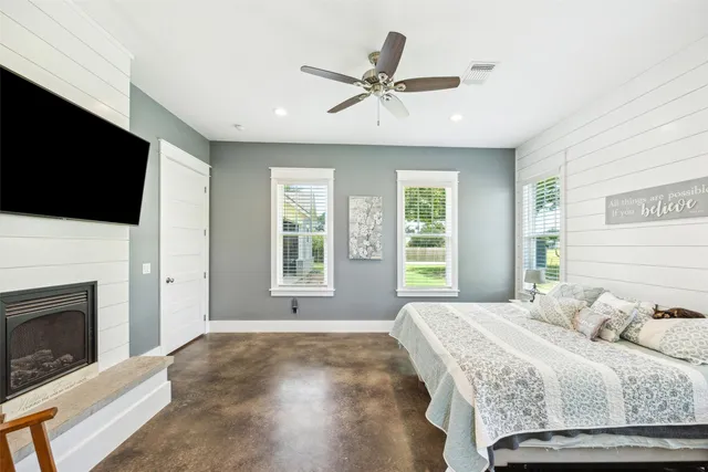 $649,000 | 127 Buenger Road, Industry, TX 78944