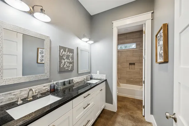 $649,000 | 127 Buenger Road, Industry, TX 78944