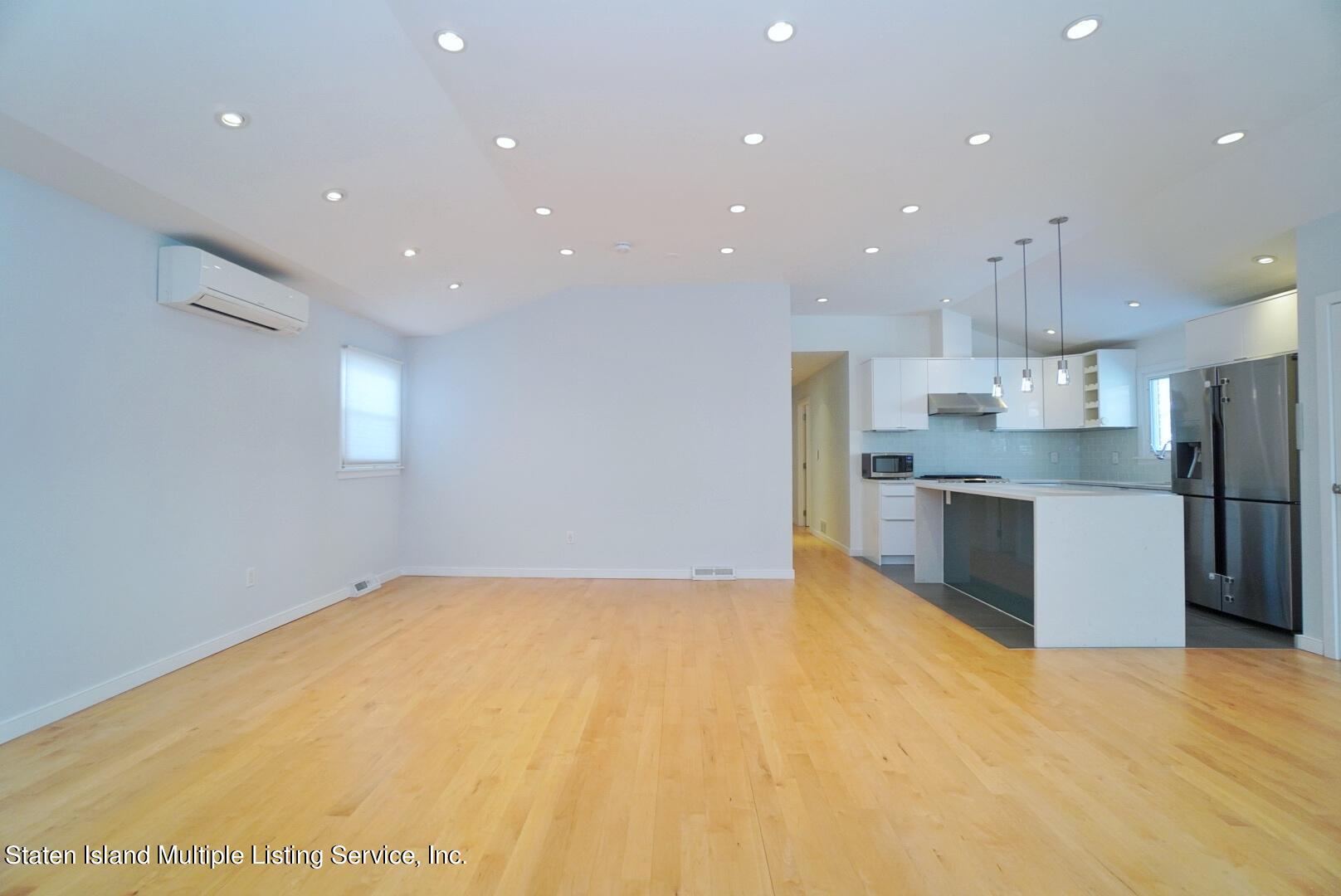 644 West Fingerboard Road Staten Island, NY 10305 - Photo 9 of 32 (9) LIVING ROOM DINING ROOM