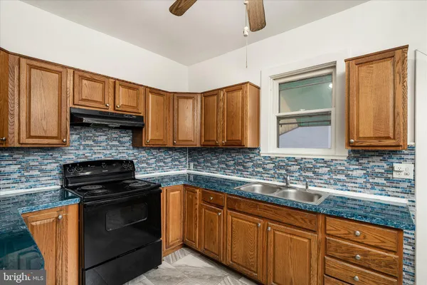 $2,500 | 1281 South Broad Street, Trenton, NJ 08610