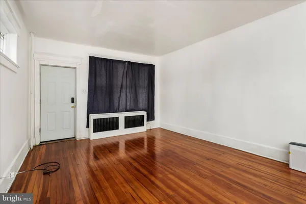 $2,500 | 1281 South Broad Street, Trenton, NJ 08610