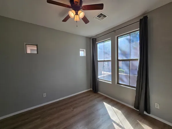 $1,945 | 1977 East Emily Lane, Gilbert, AZ 85295