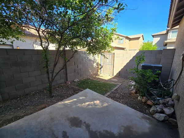 $1,945 | 1977 East Emily Lane, Gilbert, AZ 85295
