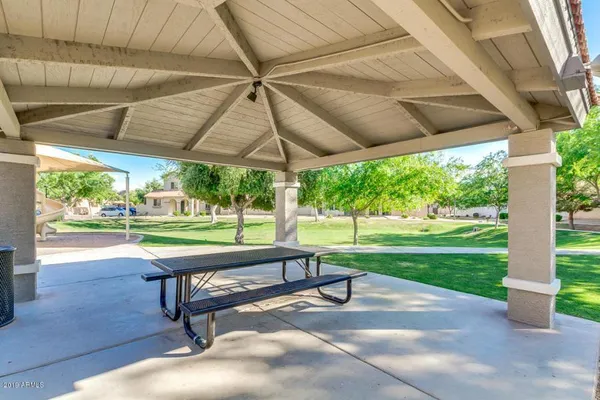 $1,945 | 1977 East Emily Lane, Gilbert, AZ 85295
