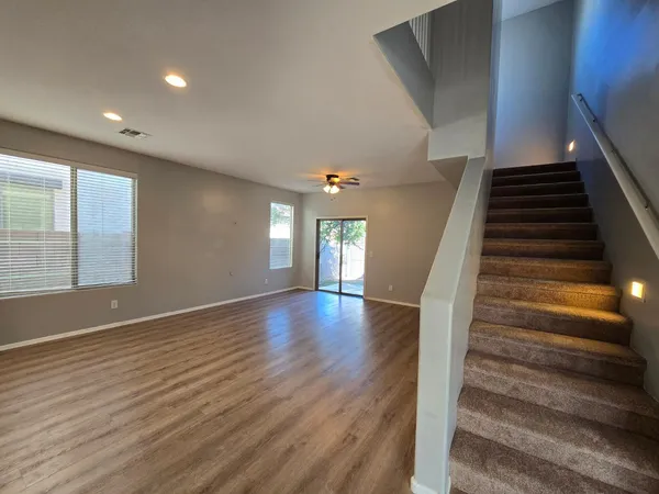 $1,945 | 1977 East Emily Lane, Gilbert, AZ 85295