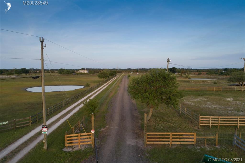 2756 South Brocksmith Road Fort Pierce, FL 34945 - Photo 9 of 35
