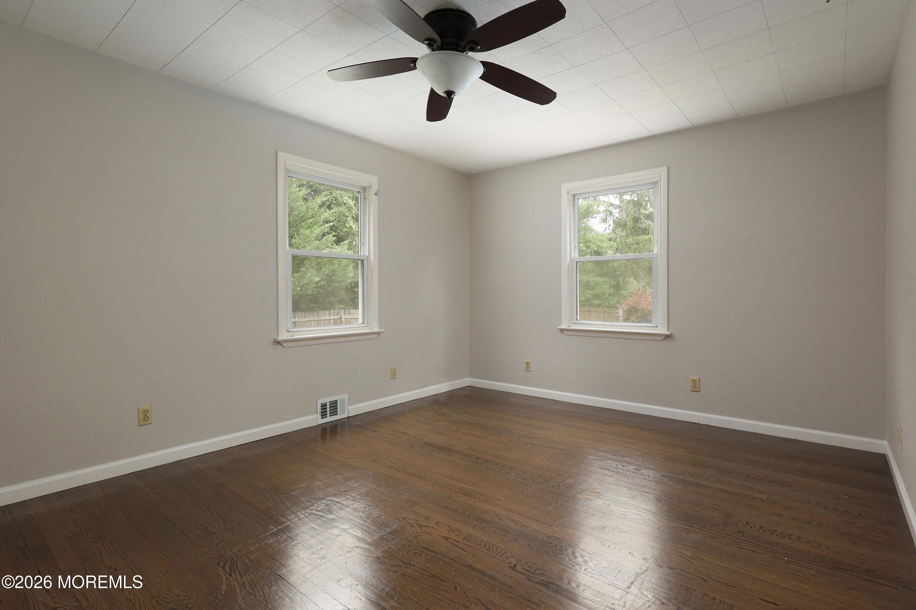 47 Phalanx Road Lincroft, NJ 07738 - Photo 13 of 36 758A2080