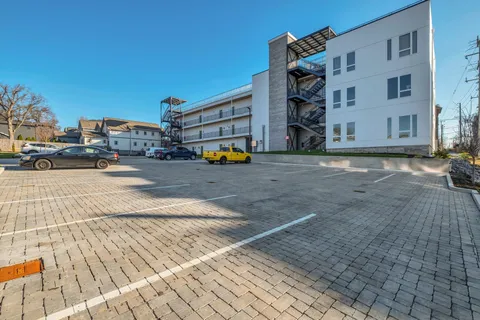 $359,999 | 1310 Lischey Avenue, Unit 305, Nashville, TN 37207