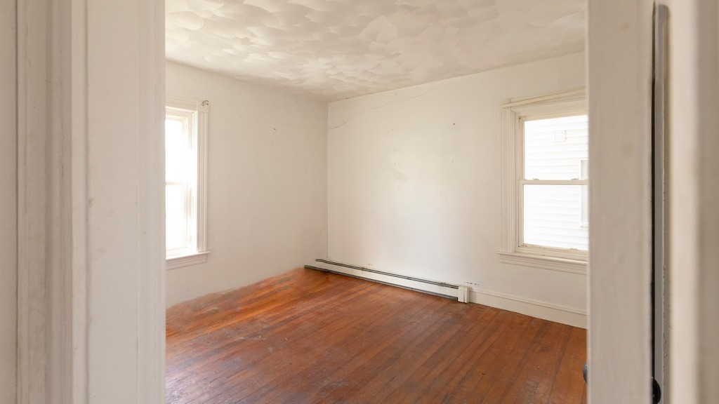 487 Ridge Street Fall River, MA 02724 - Photo 5 of 12 Gallery Image 5