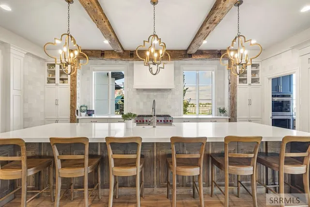 $2,800,000 | 1098 East 1485 North, Shelley, ID 83274