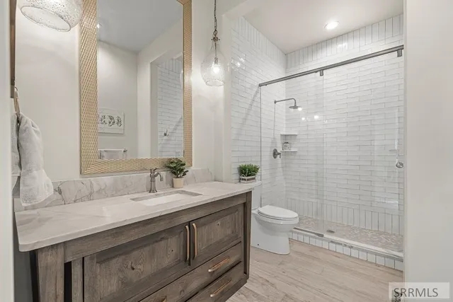 $2,800,000 | 1098 East 1485 North, Shelley, ID 83274