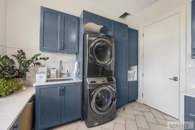 $2,800,000 | 1098 East 1485 North, Shelley, ID 83274