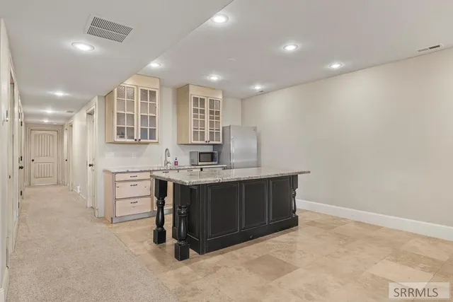 $2,800,000 | 1098 East 1485 North, Shelley, ID 83274