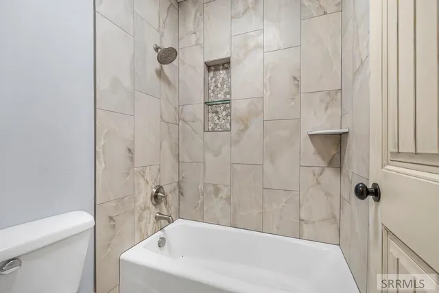 $2,800,000 | 1098 East 1485 North, Shelley, ID 83274