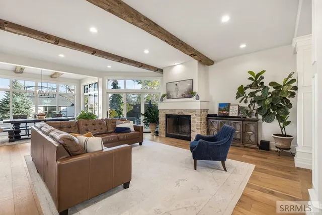 $2,800,000 | 1098 East 1485 North, Shelley, ID 83274