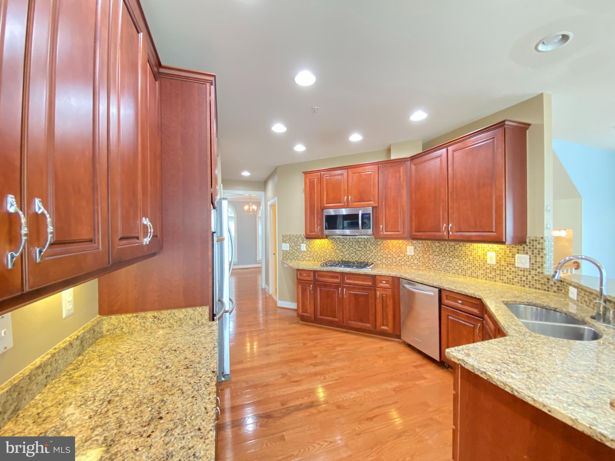 7622 Elmcrest Road Hanover, MD 21076 - Photo 13 of 53
